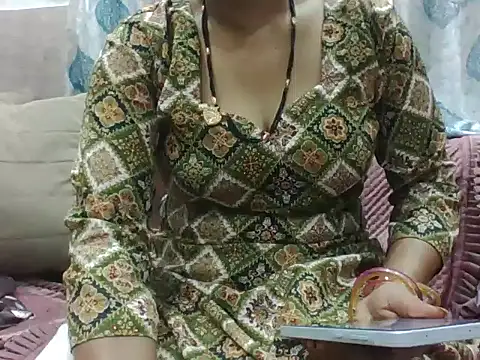 Snapshot of RINA_RANI_0 chatting on October 26, 2025, 12:49 am RINA RANI 0 online show from October 26, 2025, 12:49 am