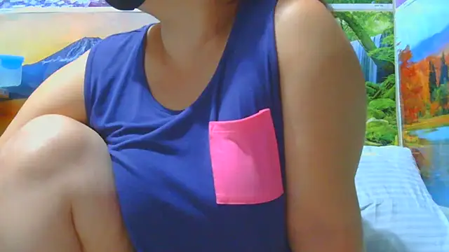 Kimkhaepretty online show from November 18, 2025, 2:43 pm