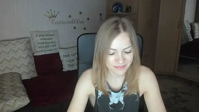 Tiffany Bates online show from November 10, 2025, 3:27 am