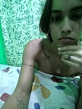 Lilo-skinny online show from October 17, 2025, 2:59 am