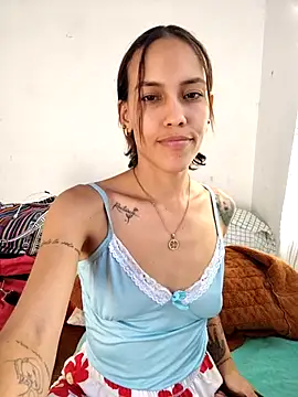 Lilo-skinny online show from October 19, 2025, 9:59 pm