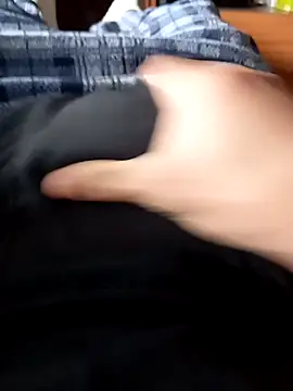 ruiiizz online show from April 18, 2026, 1:26 pm