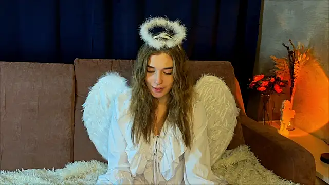 LilianLee online show from November 5, 2025, 3:34 pm