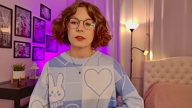 Bubblegum Babe  online show from September 30, 2025, 8:14 pm