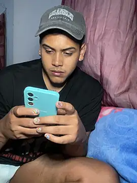 Snapshot of AaronMars_ chatting on October 3, 2025, 3:47 am AaronMars online show from October 3, 2025, 3:47 am