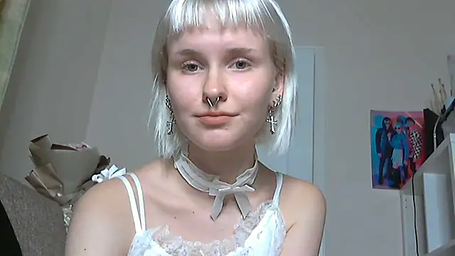 Paradoxy  online show from October 10, 2025, 7:46 pm