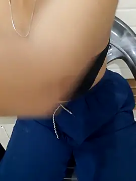 Snapshot of Minakshi_677 chatting on November 9, 2025, 5:11 pm Minakshi 677 online show from November 9, 2025, 5:11 pm