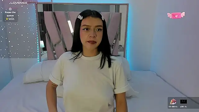 lissastone online show from October 9, 2025, 3:04 am