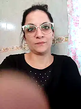 LOCURAINFINITA online show from September 24, 2025, 8:23 pm