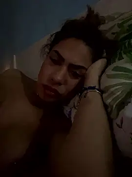 Naomi24herr online show from January 12, 2026, 2:06 am