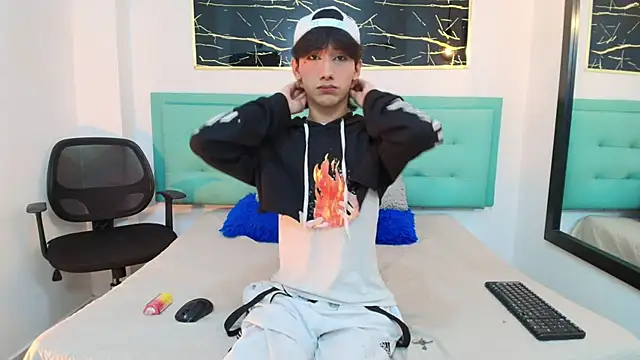 Lovers 21 online show from October 9, 2025, 4:43 am