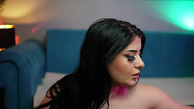Snapshot of KarlaJai chatting on October 25, 2025, 11:10 pm KarlaJai online show from October 25, 2025, 11:10 pm