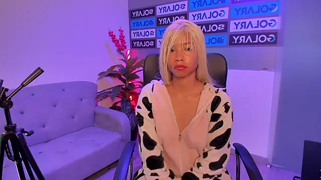Snapshot of luna_owens chatting on September 30, 2025, 11:37 am luna owens online show from September 30, 2025, 11:37 am