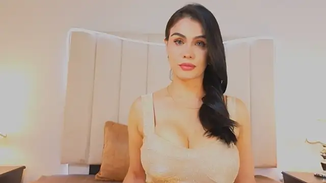 Antonella Maxwell online show from May 27, 2026, 7:55 pm