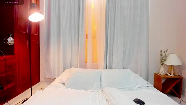 royal fantasy online show from October 18, 2025, 7:58 pm