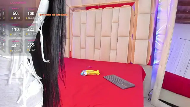 Snapshot of Sarah_Adamss chatting on October 13, 2025, 1:00 pm Sarah Adamss online show from October 13, 2025, 1:00 pm