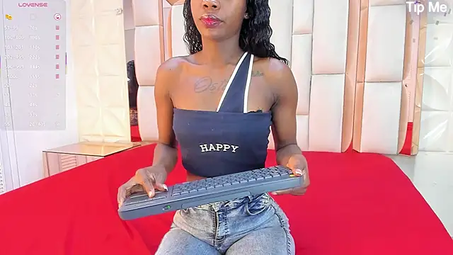 Snapshot of Sarah_Adamss chatting on November 8, 2025, 12:27 pm Sarah Adamss online show from November 8, 2025, 12:27 pm