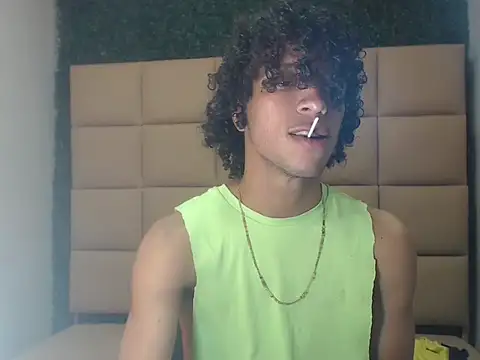 xion ez online show from October 6, 2025, 9:34 pm