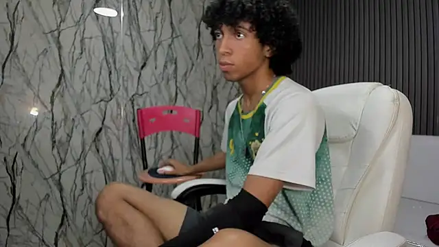 xion ez online show from November 25, 2025, 8:09 pm