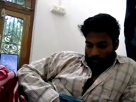 Raw12499 online show from November 13, 2025, 5:06 am