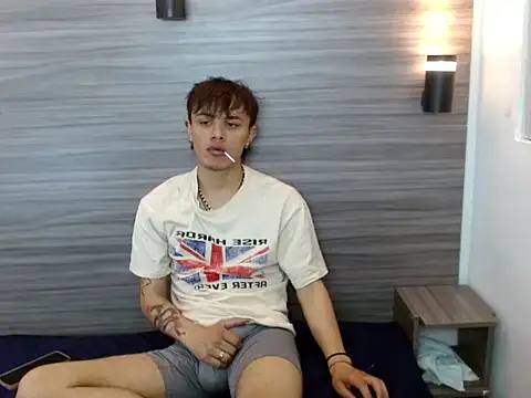 Jerom xx online show from October 14, 2025, 7:36 pm