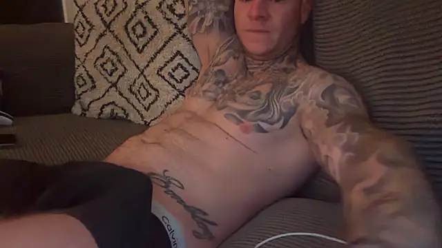 TeasySam online show from October 13, 2025, 11:27 pm