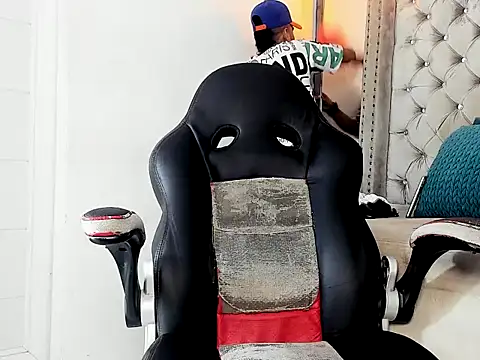 Kevinfox23cms online show from October 1, 2025, 1:50 pm