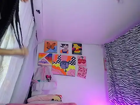 Nahomyyy online show from February 5, 2026, 11:15 am