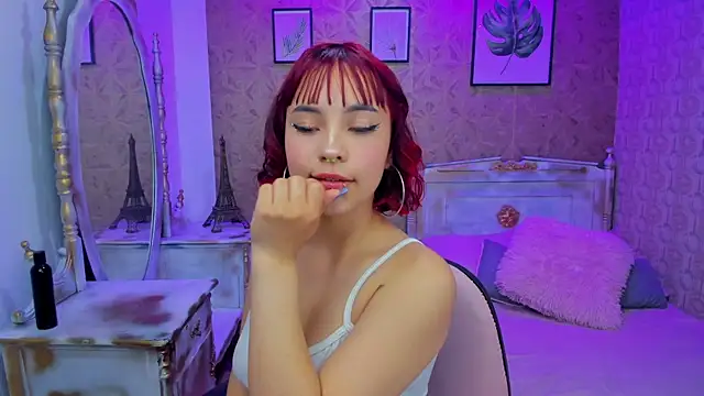 Snapshot of Megane_whitte chatting on September 30, 2025, 3:55 am Megane whitte online show from September 30, 2025, 3:55 am