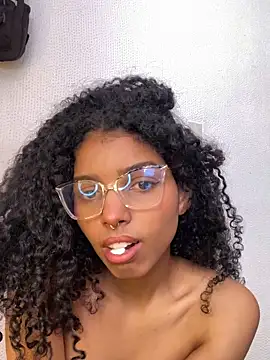 Lia Sin online show from December 19, 2025, 3:30 pm