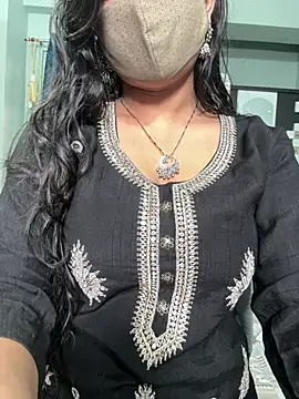 Lisa afreen online show from June 24, 2026, 12:04 pm