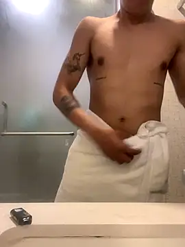 sad fucking boy online show from November 20, 2025, 6:46 am