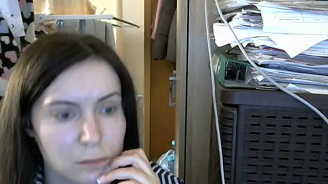 Snapshot of Jarivane chatting on February 3, 2026, 11:04 am Jarivane online show from February 3, 2026, 11:04 am