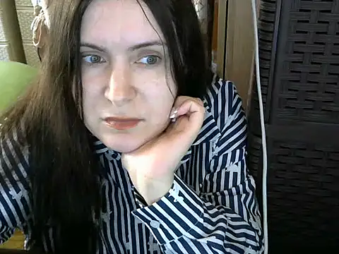 Snapshot of Jarivane chatting on February 9, 2026, 11:14 am Jarivane online show from February 9, 2026, 11:14 am