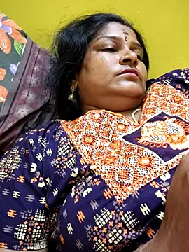 navyasree143 online show from October 8, 2025, 5:21 pm