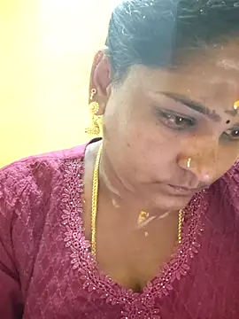 navyasree143 online show from October 10, 2025, 6:12 am