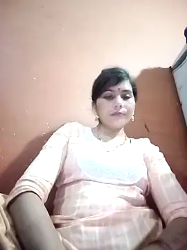 Sapna  wq1 online show from October 8, 2025, 9:01 pm