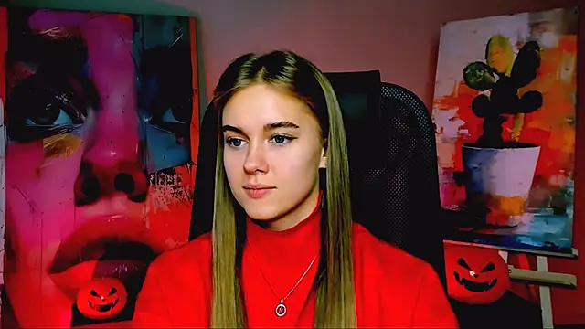 Snapshot of JuneWoods chatting on October 23, 2025, 6:23 am JuneWoods online show from October 23, 2025, 6:23 am