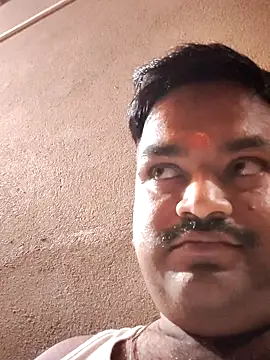 Snapshot of desiyouth94 chatting on October 24, 2025, 4:25 pm desiyouth94 online show from October 24, 2025, 4:25 pm