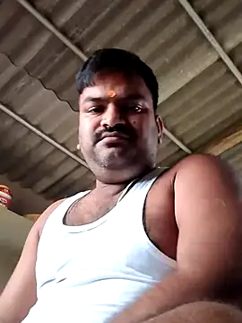 Snapshot of desiyouth94 chatting on October 29, 2025, 9:00 am desiyouth94 online show from October 29, 2025, 9:00 am