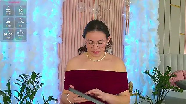 GabiBatista online show from April 9, 2026, 5:07 am