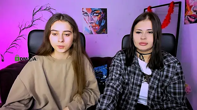 rebecca smile online show from December 17, 2025, 8:15 pm