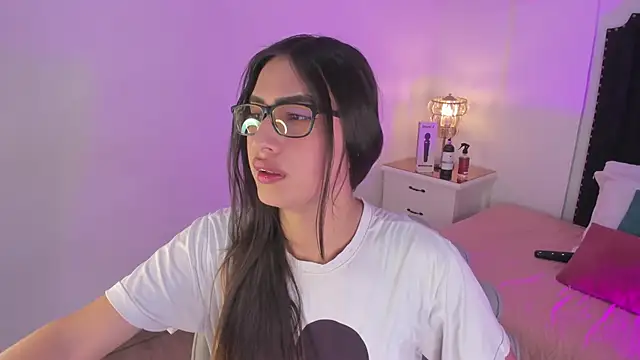 cherrylady 02 online show from November 20, 2025, 1:33 pm