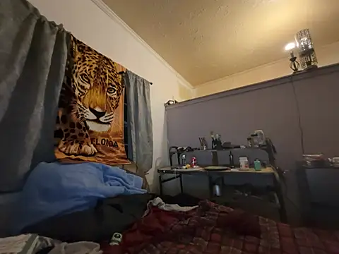 ThrowedWorldWide online show from March 17, 2026, 12:15 am