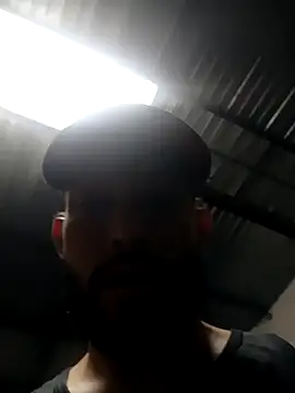 kingbickcockDn online show from November 18, 2025, 3:49 pm