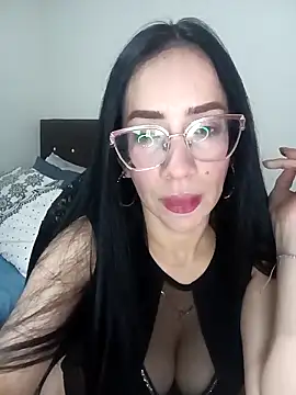 YaraDuartee online show from March 21, 2026, 11:41 pm