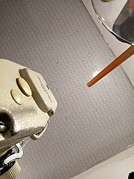 VANESSA  01 online show from November 23, 2025, 12:38 pm