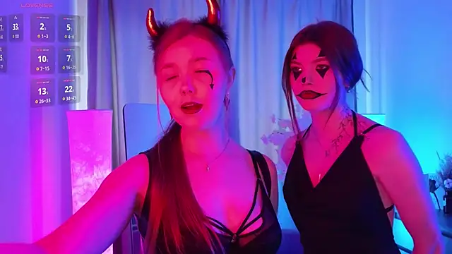 TwixieGuo online show from October 31, 2025, 10:49 am