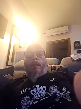 Snapshot of ilmilanese76 chatting on September 25, 2025, 5:16 pm ilmilanese76 online show from September 25, 2025, 5:16 pm