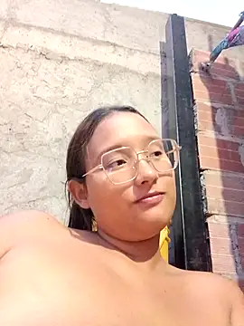 young dairy01 online show from November 21, 2025, 10:41 pm